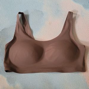 Uniqlo airism wireless bra